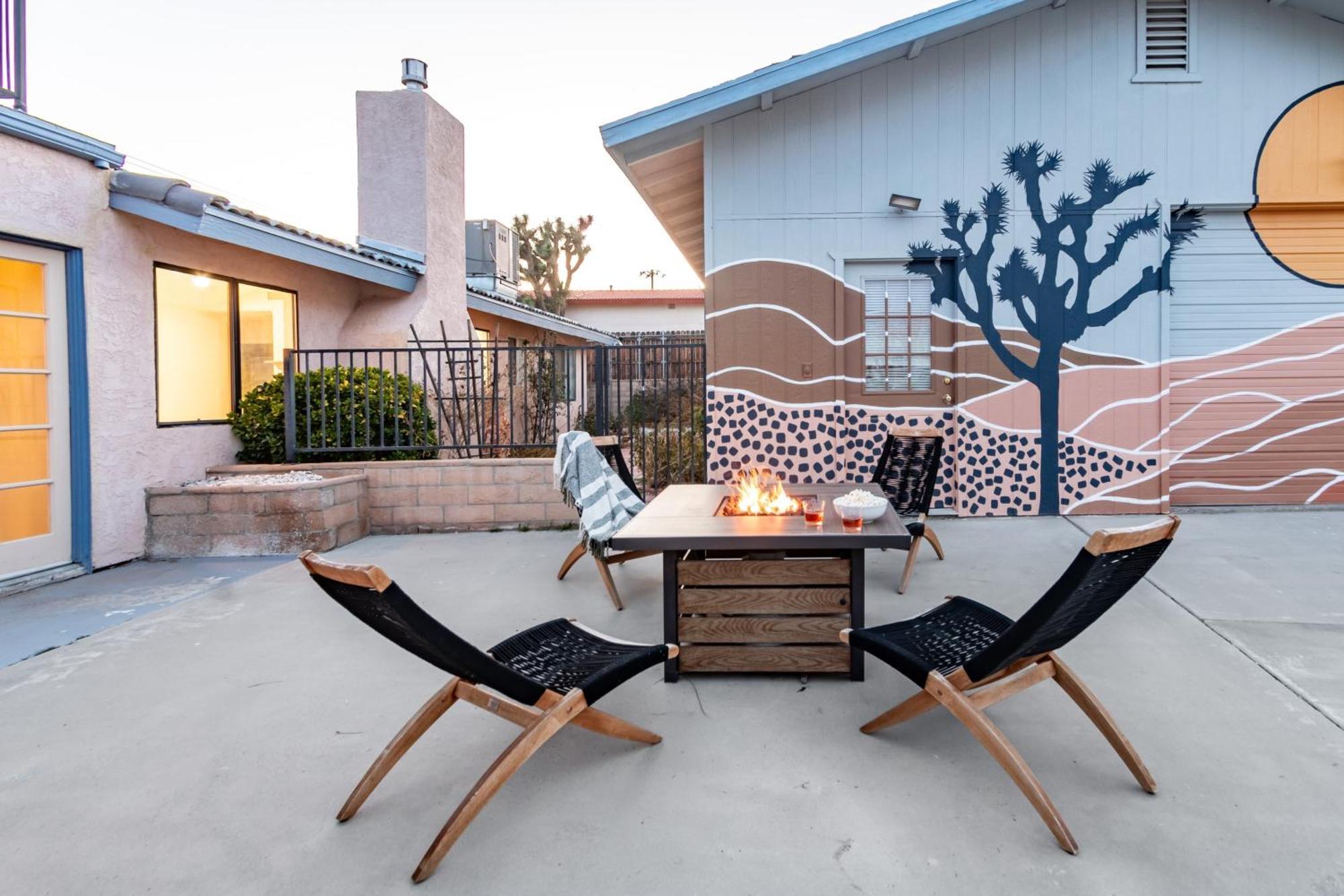 Archie By Avantstay Desert Retreat W Courtyard Edge Of Joshua Tree ユッカ・バレー エクステリア 写真